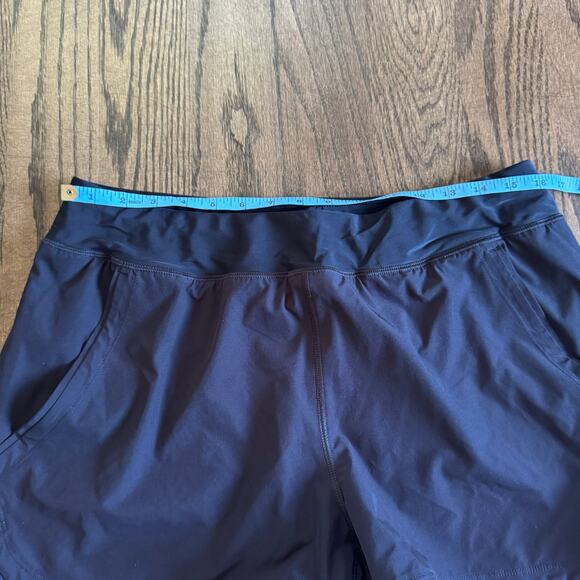 Lands End Womens Solid Black Swim Suit Shorts Attached Brief Pockets Size 12 - Picture 6 of 8